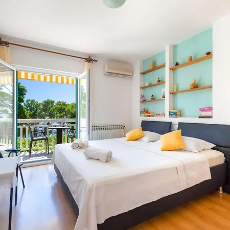 Апартаменты Sunny Days 